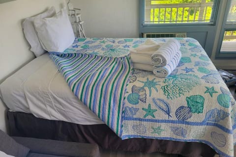 Stay Sandy Hotel in North Truro