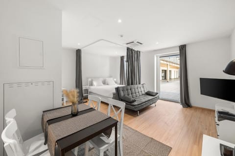 Living room, Photo of the whole room, kitchen