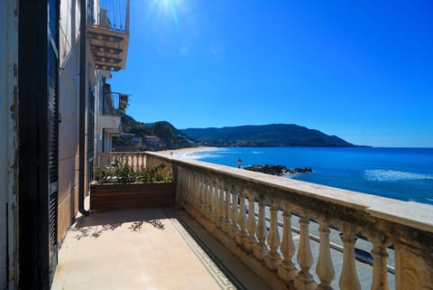 Balcony/Terrace, Balcony/Terrace, Sea view