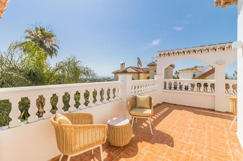 ARCADIA - AVENIDA 28 De LAS ADELFAS 29680 ESTEPONA, MALAGA Villa in Costa del Sol