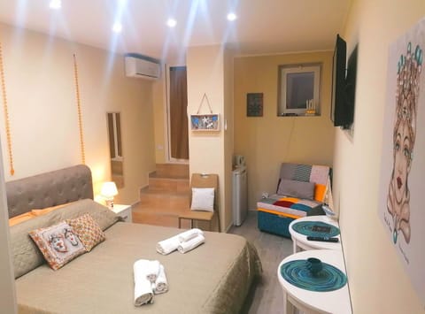 Bed, View (from property/room), View (from property/room), Photo of the whole room, Bedroom, air conditioner