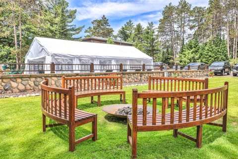 Chippewa Retreat - Den Apartment in Wisconsin