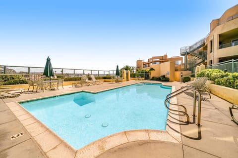 Ocean Pointe Getaway - 30-Night Minimum House in Carlsbad