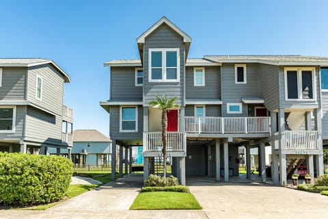 Sea Forever Gal House in Hitchcock