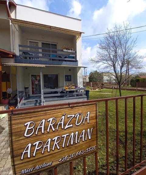 Property building, Street view