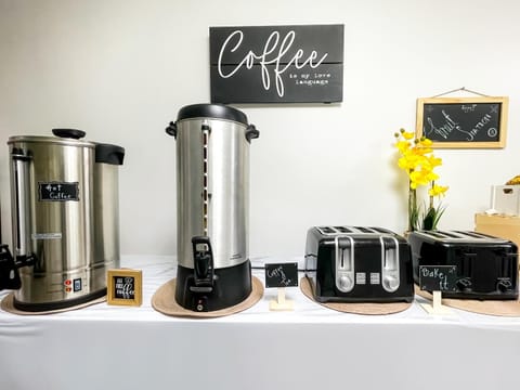 Coffee/tea facilities