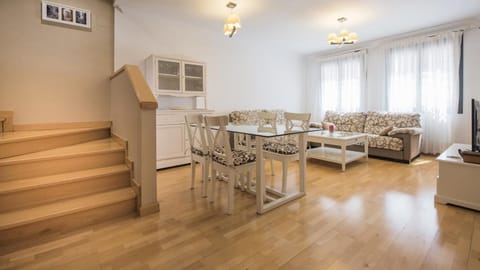 Living room, Dining area