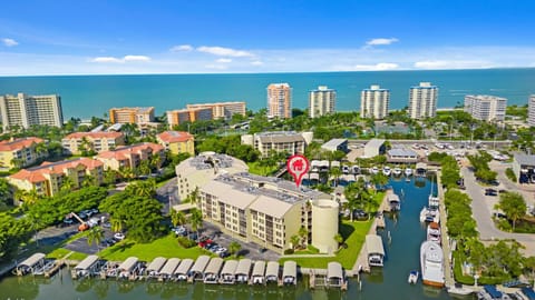 Neighbourhood, Bird's eye view, Sea view, Parking