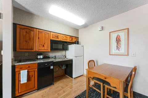 Metro Scottsdale Apartments 1 bd Apartment in Paradise Valley