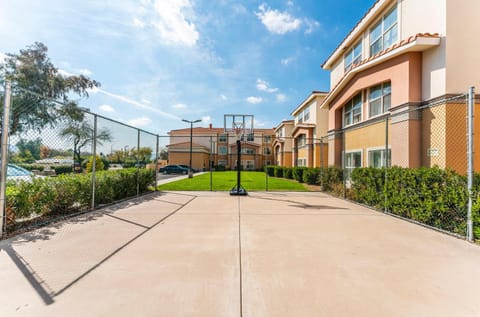 Metro Scottsdale Apartments 1 bd Apartment in Paradise Valley