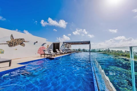 Balcony/Terrace, Swimming pool, Swimming pool