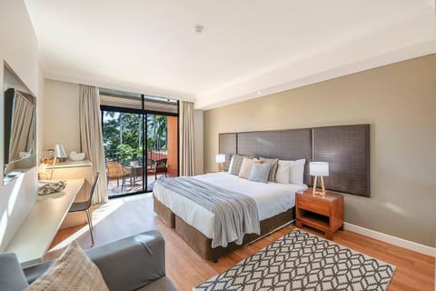 Bed, TV and multimedia