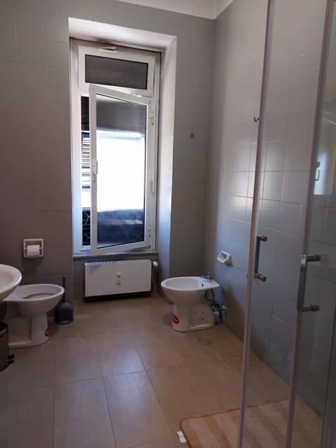 Stanza Privada Bed and Breakfast in Genoa