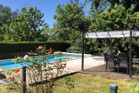 Garden, Balcony/Terrace, Pool view, Swimming pool