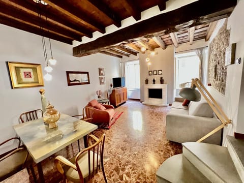 [Art of Bergamo] Luxury & design house Apartment in Bergamo