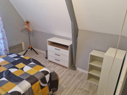 Belle chambre avec balcon Vacation rental in Hauts-de-France