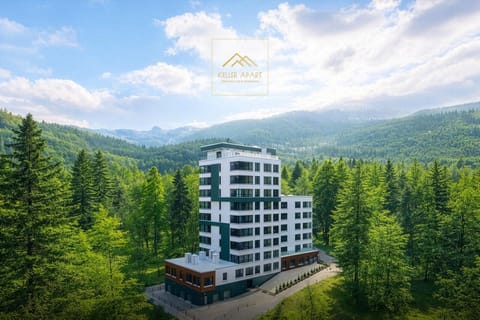 Property building, Restaurant/places to eat, Spring, View (from property/room), Garden view, Lake view, Street view