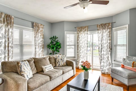 Walk to Public Beach Access Norfolk Family Home House in Norfolk