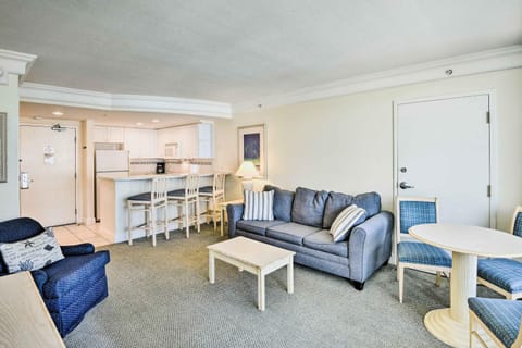 Sunny Daytona Beach Gem with Ocean Views! Apartment in Holly Hill