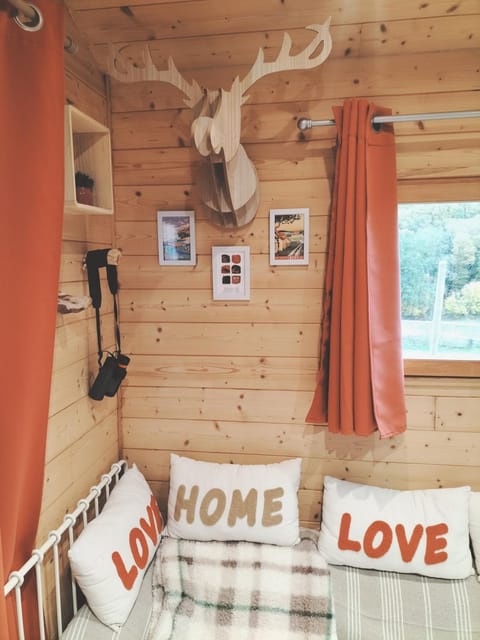 La roulotte de Jane Country House in Nogent-le-Rotrou