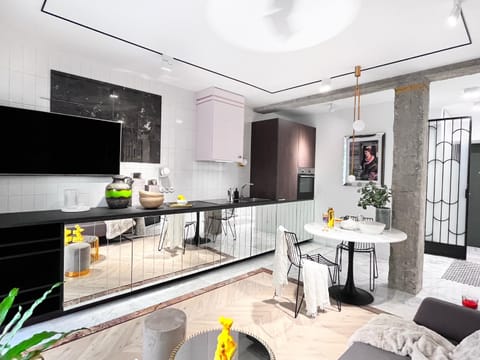 Kitchen or kitchenette, Living room, Dining area