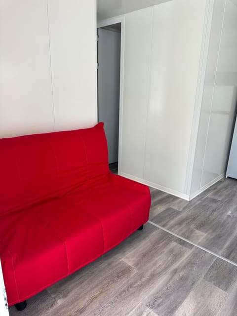 Campeggio Punta di Crabbia Campground/ 
RV Resort in Canton of Ticino