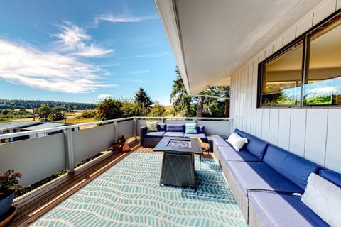 Hawk Lane Hideaway House in Greenbank