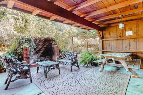 Antler River Lodge House in Guerneville