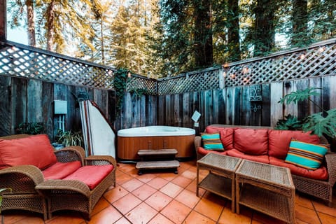 Vineyard Cottage House in Guerneville