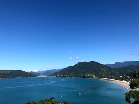 Day, Natural landscape, Beach, Mountain view, Sea view