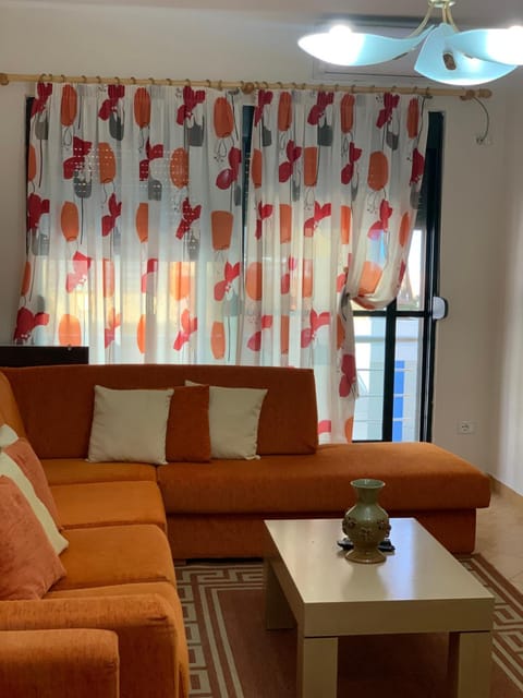 Living room, Seating area, air conditioner