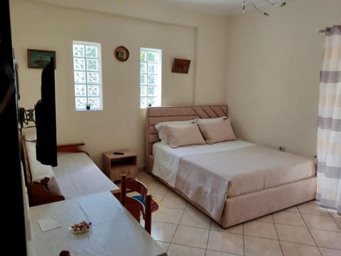 Jani's Studio Apartment in Vlorë
