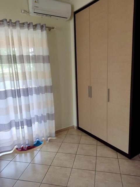 Jani's Studio Apartment in Vlorë