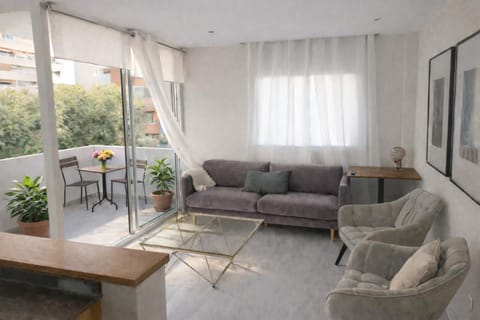 Balcony/Terrace, Living room
