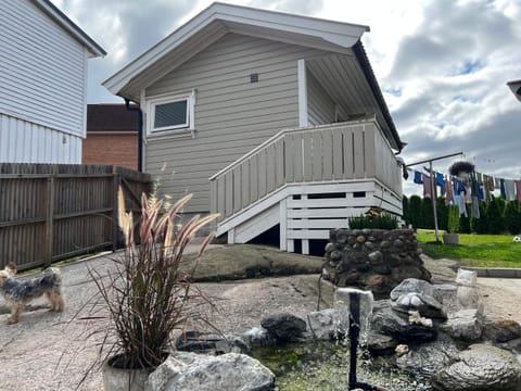 Property building, Garden