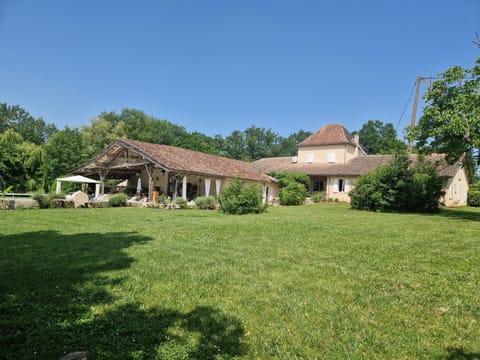 Property building, Natural landscape, Garden, Garden view