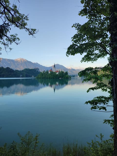 Nearby landmark, Natural landscape, Lake view