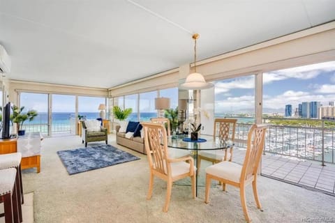 Living room, Seating area, Dining area, Sea view