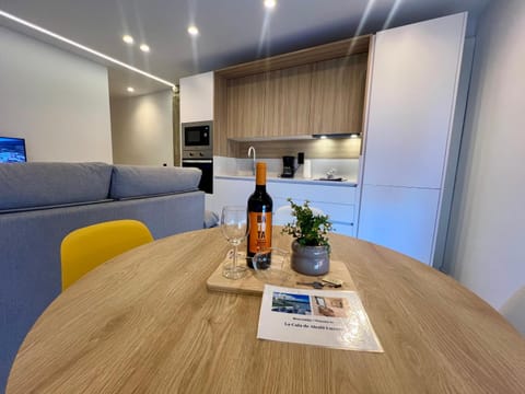 Dining area, air conditioner