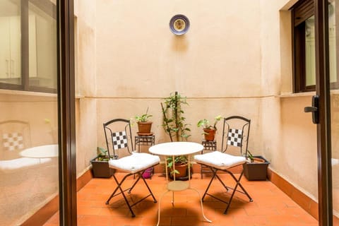 Inner courtyard view