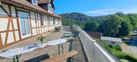 Property building, Natural landscape, View (from property/room), Balcony/Terrace, Balcony/Terrace, Dining area, Mountain view