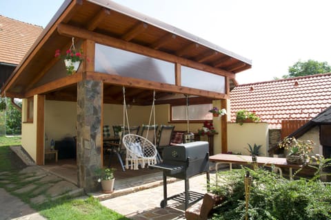 Summer, Garden, Seating area, Garden view, flat iron