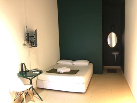 TV and multimedia, towels