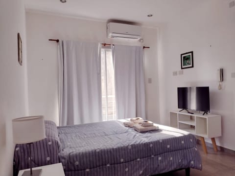 TV and multimedia, Bedroom, air conditioner
