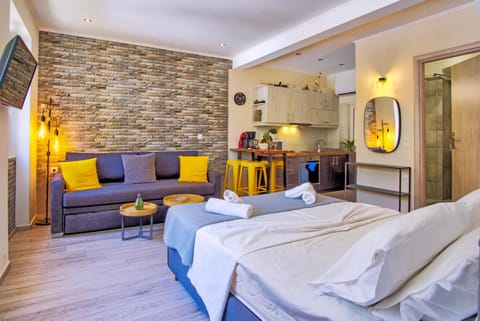 Bed, Living room