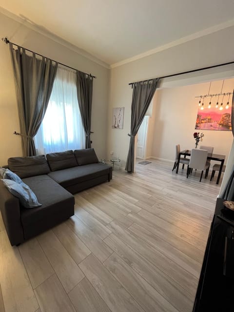 Grazioso appartamento in zona centrale. Apartment in Montecatini Terme