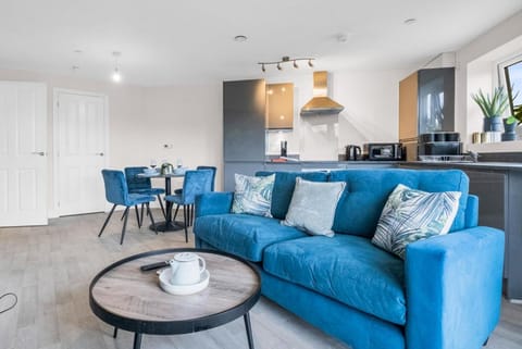 UNIQUE 4 BED STAY for Families & Contractors 靠近唐人街 Apartment in Birmingham