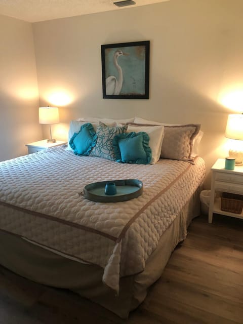 Breathtaking Waterfront Crystal Beach Getaway! House in Crystal Beach