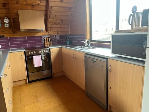 Barefoot Bungalow House in Bicheno