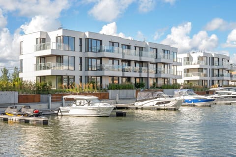 Property building, Nearby landmark, Neighbourhood